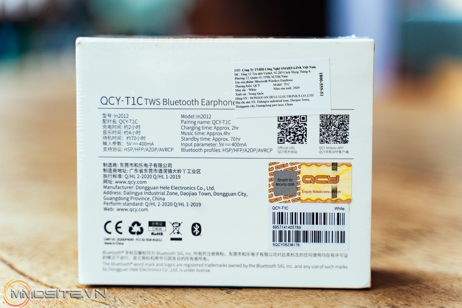 Trên tay QCY TC1 - Tai nghe không dây TWS giá rẻ từ Xiaomi