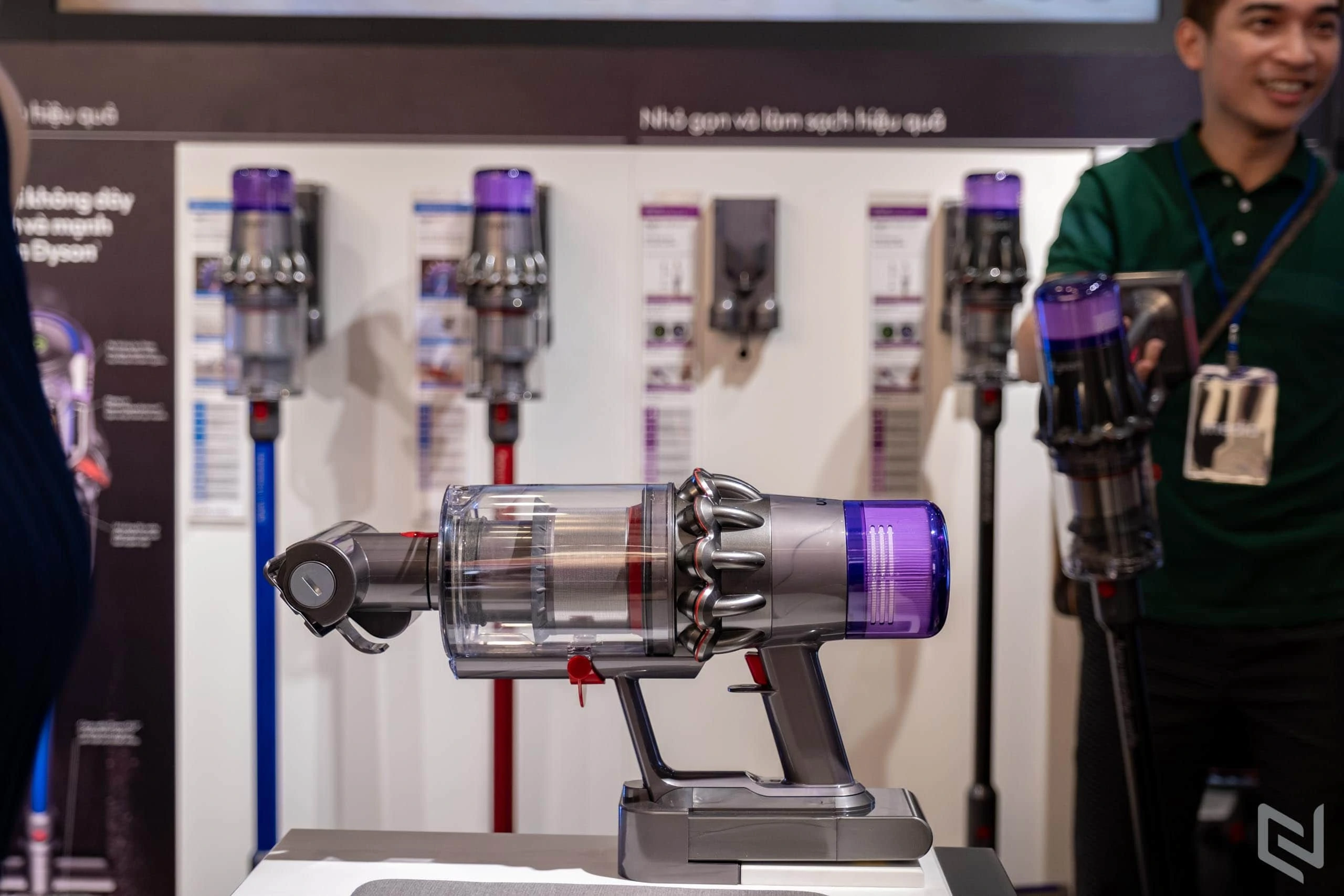 Dyson - thương hiệu thiết bị gia dụng cao cấp chính thức có mặt tại Việt Nam 8 Dyson - thương hiệu thiết bị gia dụng cao cấp chính thức có mặt tại Việt Nam 8