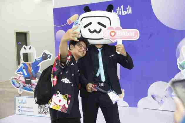 Linh vat Bilibili chup anh voi fan 2 MMOSITE - Thông tin công nghệ