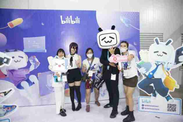 Miu cosplayer chup hinh voi fan ham mo MMOSITE - Thông tin công nghệ