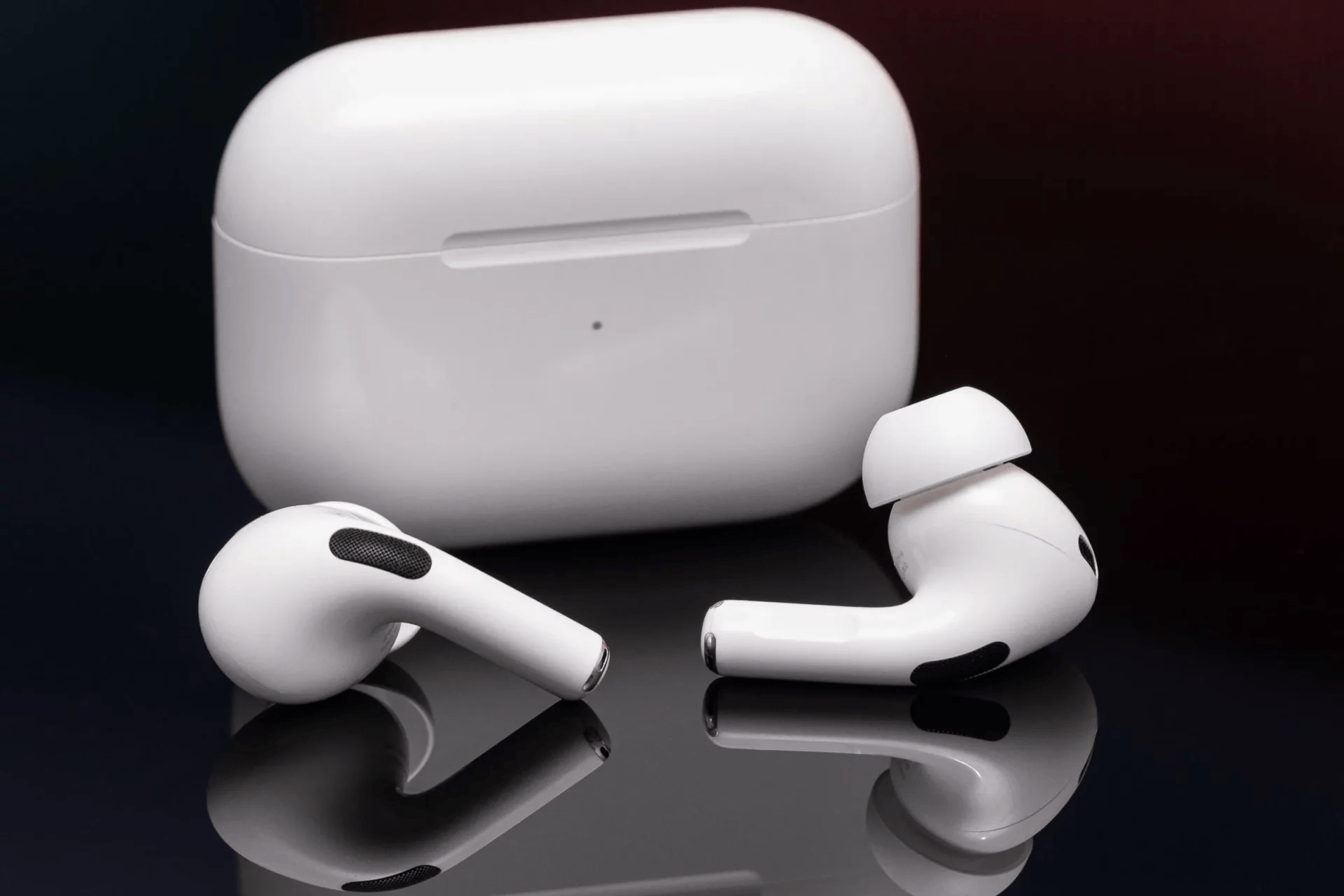 Apple nâng cấp Adaptive Audio và Conversation Awareness cho tai nghe