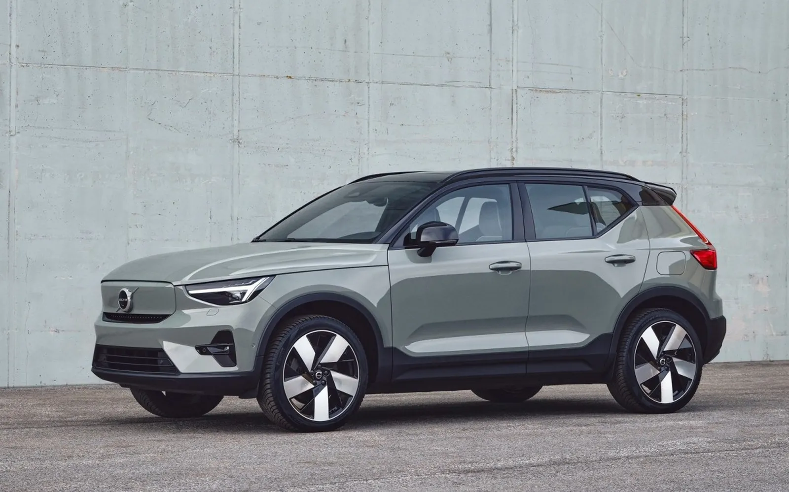 pham-vi-hoat-dong-volvo-c40-recharge-va-xc40-recharge