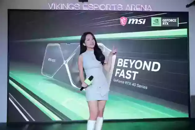 Jensen Huang CEO NVIDIA BAT NGO XUAT HIEN TAI SU KIEN GEFORCE FANS PARTY mmosite 12 MMOSITE - Thông tin công nghệ