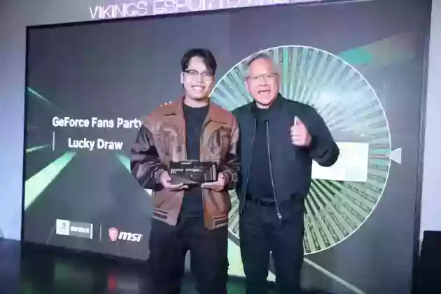 Jensen Huang CEO NVIDIA BAT NGO XUAT HIEN TAI SU KIEN GEFORCE FANS PARTY mmosite 15 MMOSITE - Thông tin công nghệ