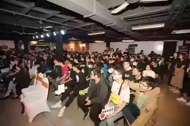 Jensen Huang CEO NVIDIA BAT NGO XUAT HIEN TAI SU KIEN GEFORCE FANS PARTY mmosite 2 MMOSITE - Thông tin công nghệ