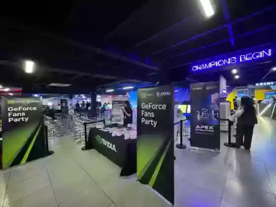 Jensen Huang CEO NVIDIA BAT NGO XUAT HIEN TAI SU KIEN GEFORCE FANS PARTY mmosite 3 MMOSITE - Thông tin công nghệ