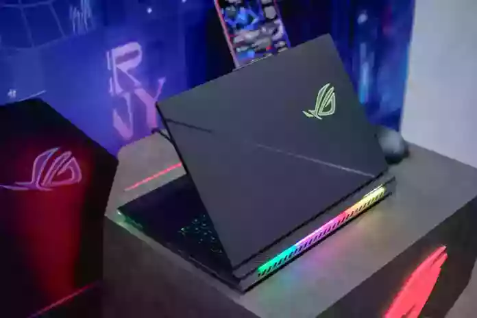 ROG Strix SCAR 18_mmosite_15