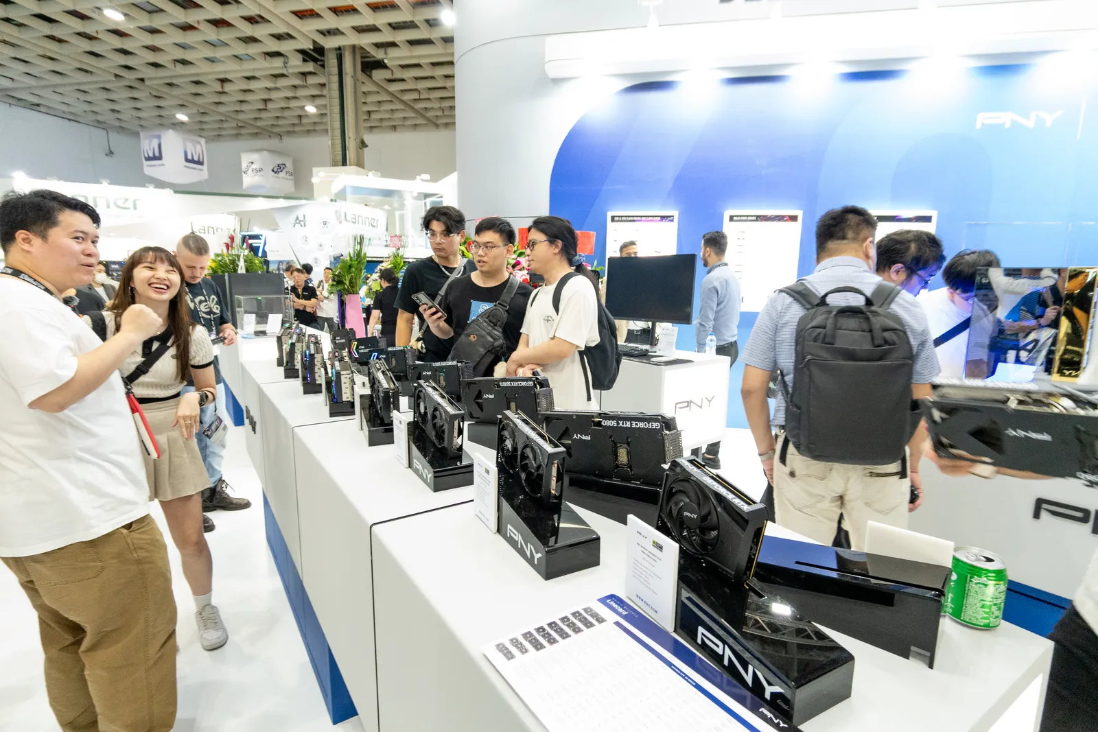 pny computex 2025 mmosite 9 MMOSITE - Thông tin công nghệ, review, thủ thuật PC, gaming