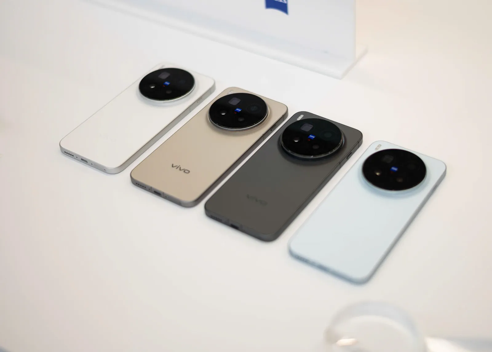 vivo X300 Series ra mắt: Tái định nghĩa trải nghiệm nhiếp ảnh di động 1 34694728 9214 40f0 8a1a e64d2456f79a result MMOSITE - Thông tin công nghệ