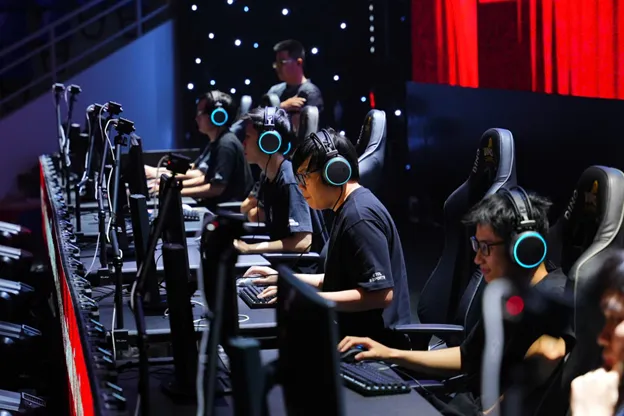 vdv-bui-tuan-kien-vo-dich-dau-truong-chan-ly-viet-nam