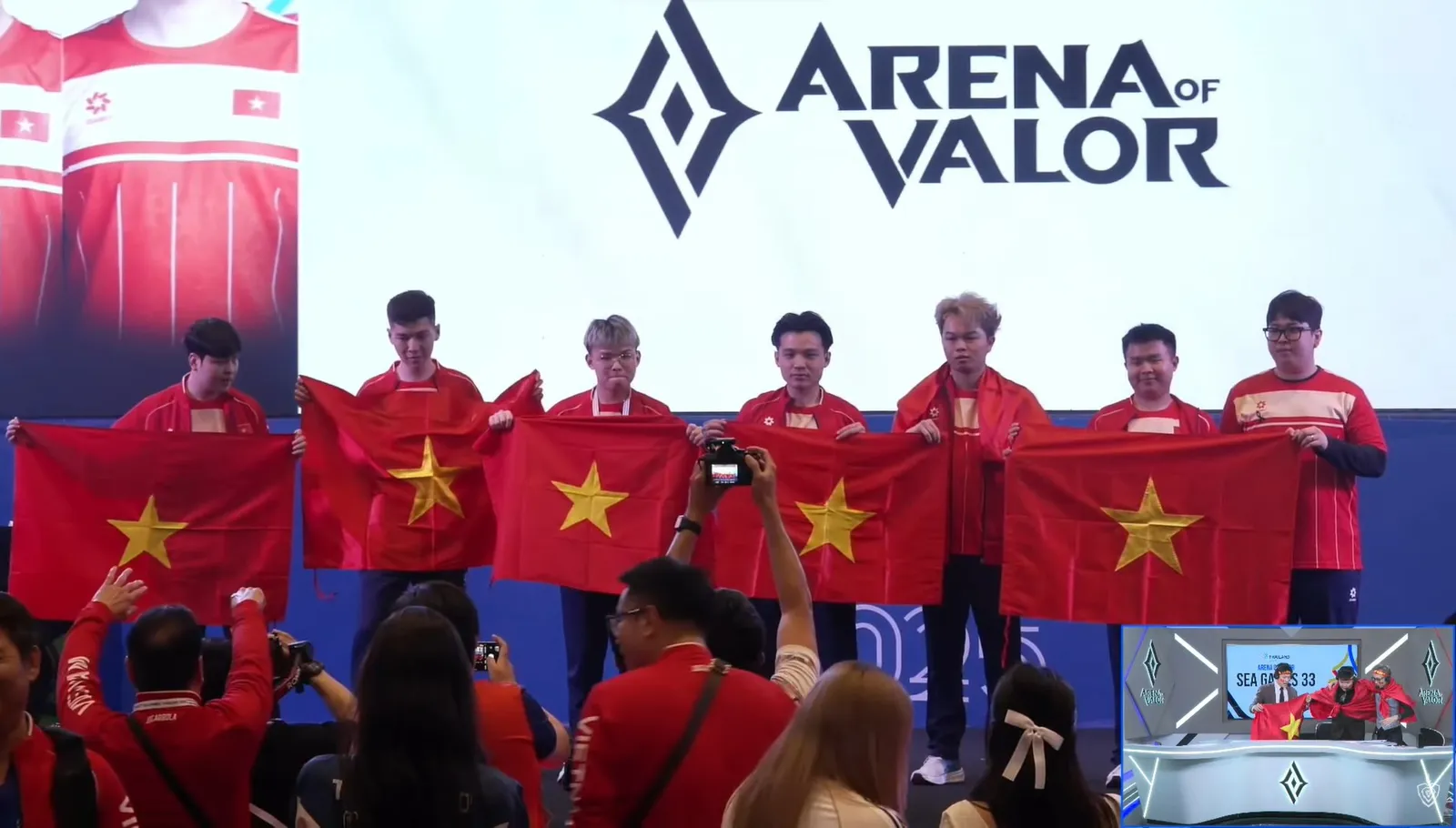 Liên Quân Mobile Việt Nam giành HCV SEA Games sau khi đánh bại Thái Lan 1 Đội tuyển nam Liên Quân Mobile Việt Nam giành chiến thắng chung cuộc trước đội tuyển Thái Lan.