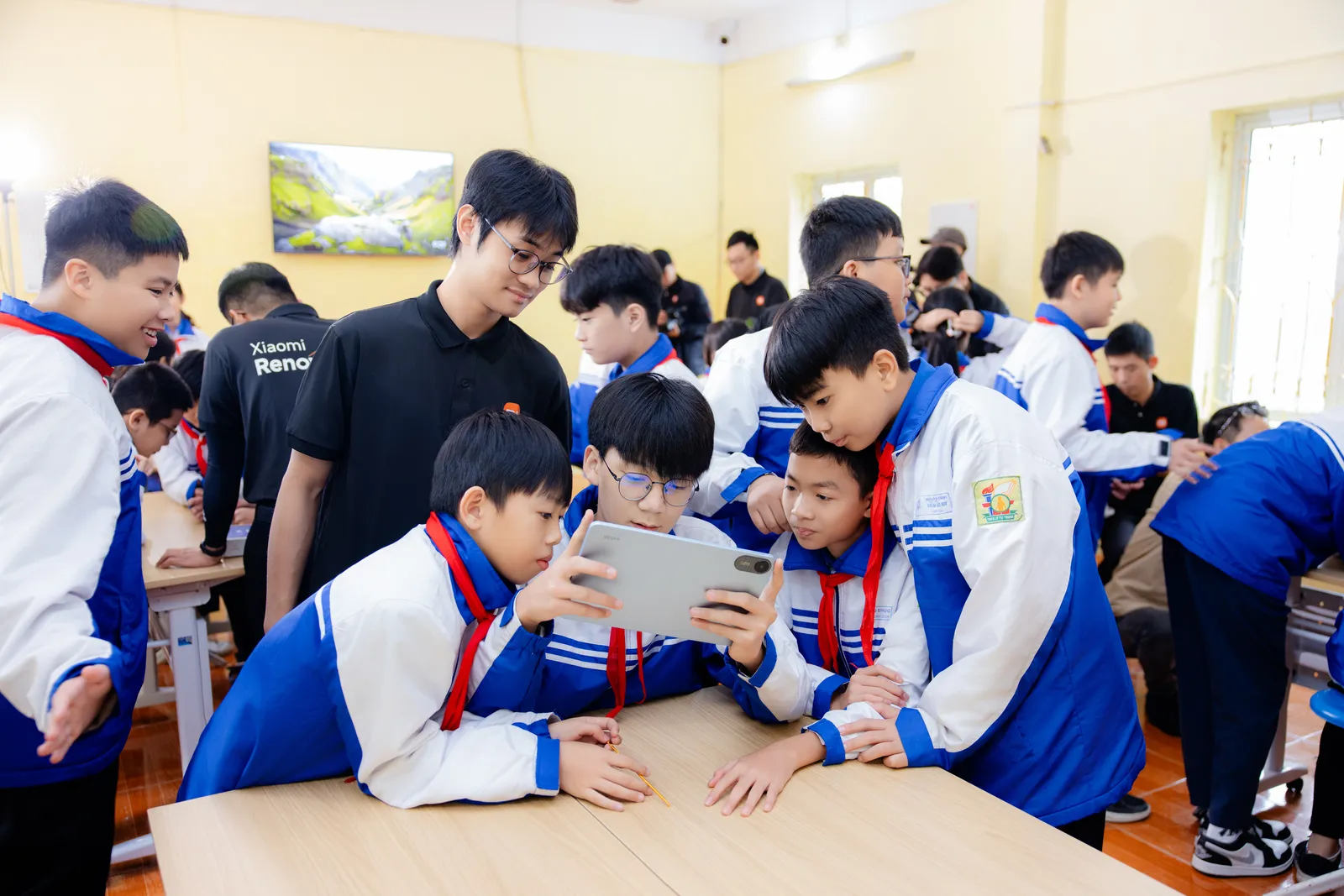 Xiaomi hoàn tất cải tạo điểm trường vùng cao tại Tuyên Quang và Thái Nguyên thông qua chiến dịch Xiaomi Renovation 2025 2 Xiaomi Renovation Tuyen Quang 21 result MMOSITE - Thông tin công nghệ