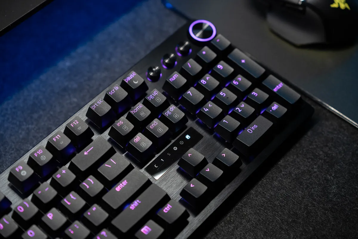 Đánh giá Razer Huntsman V3 Pro 8KHz: bàn phím chuyên dụng cho game thủ esports 11 YUU 8806 result MMOSITE - Thông tin công nghệ