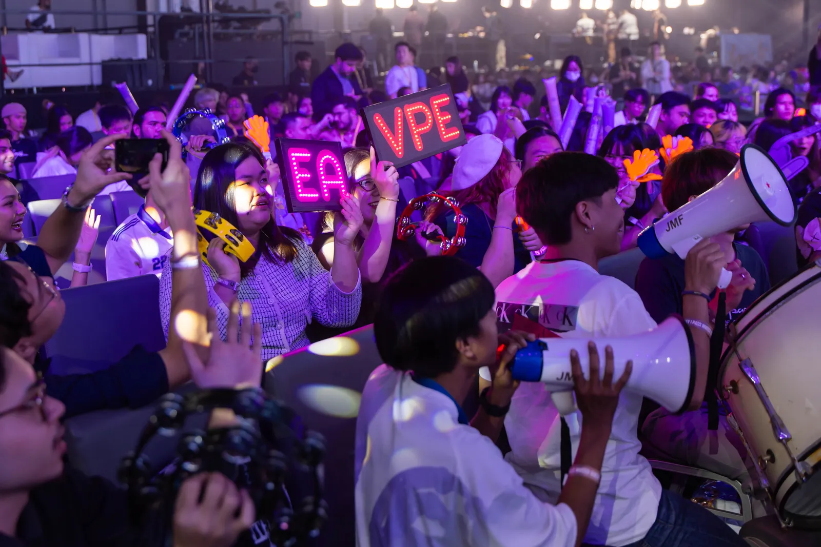 Nhìn lại toàn cảnh 2025 PMGC: Giải đấu Esports lớn nhất năm của PUBG Mobile, lần đầu kết hợp PUBG tạo thành PUBG UNITED 10 toan canh 2025 pmgc 2 MMOSITE - Thông tin công nghệ