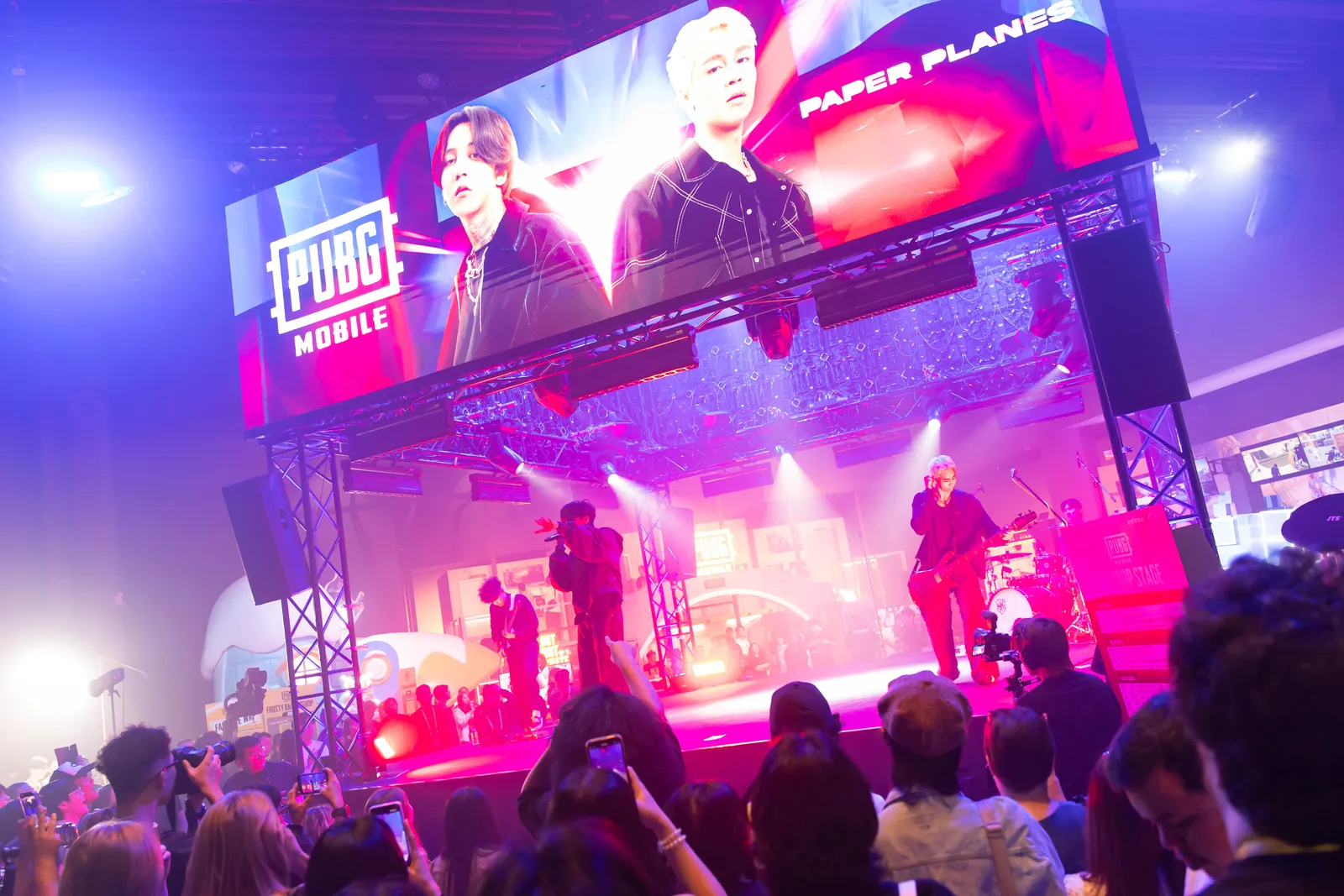 Nhìn lại toàn cảnh 2025 PMGC: Giải đấu Esports lớn nhất năm của PUBG Mobile, lần đầu kết hợp PUBG tạo thành PUBG UNITED 7 toan canh 2025 pmgc 3 MMOSITE - Thông tin công nghệ