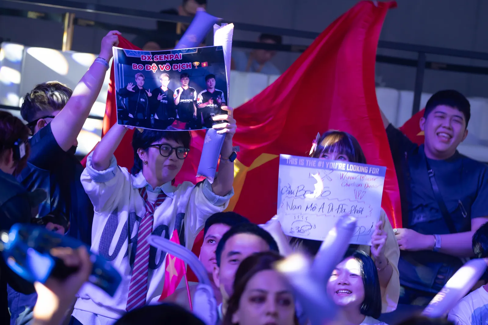 Nhìn lại toàn cảnh 2025 PMGC: Giải đấu Esports lớn nhất năm của PUBG Mobile, lần đầu kết hợp PUBG tạo thành PUBG UNITED 6 toan canh 2025 pmgc 6 MMOSITE - Thông tin công nghệ