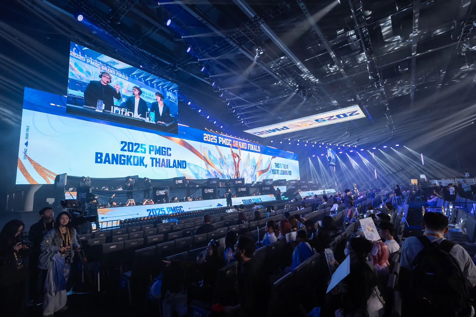 Nhìn lại toàn cảnh 2025 PMGC: Giải đấu Esports lớn nhất năm của PUBG Mobile, lần đầu kết hợp PUBG tạo thành PUBG UNITED 1 toan canh 2025 pmgc 7 MMOSITE - Thông tin công nghệ