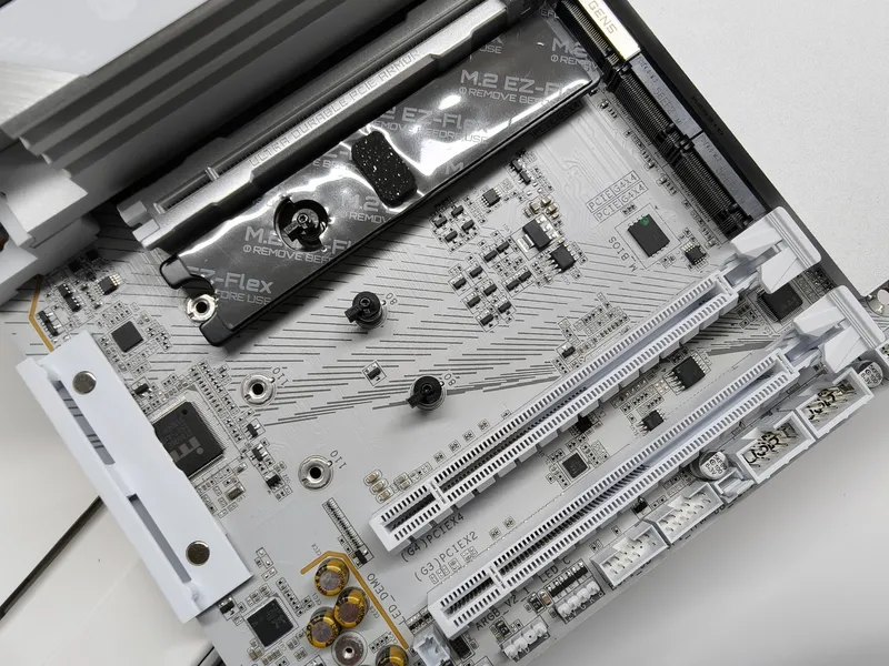 Đánh giá Gigabyte X870E Aorus Pro X3D Ice: tối ưu trải nghiệm build PC cao cấp 4 IMG20251107114024 result MMOSITE - Thông tin công nghệ