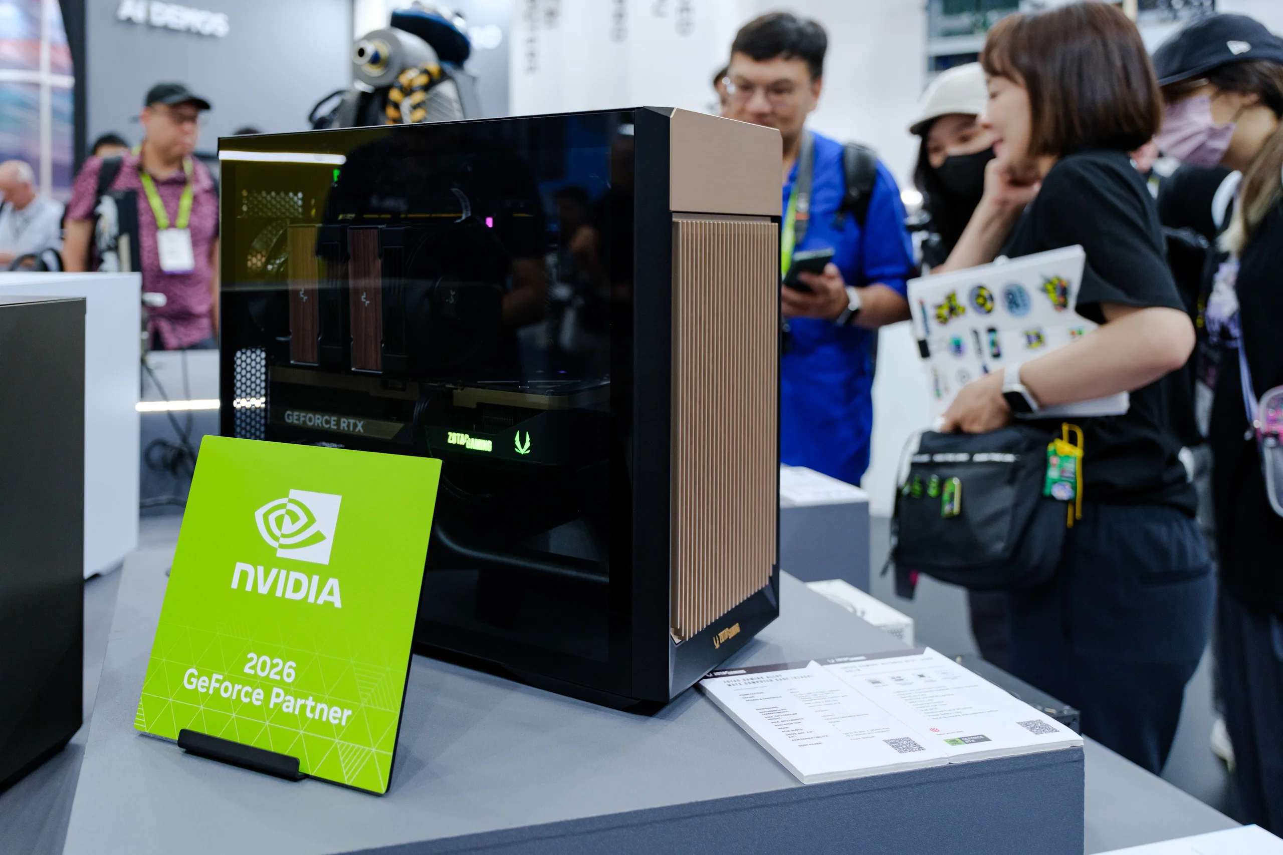 ZOTAC kỷ niệm 20 năm với GPU RTX 50 series, Mini PC và server AI tại COMPUTEX 2026 19 154 tinh7073 MMOSITE - Thông tin công nghệ
