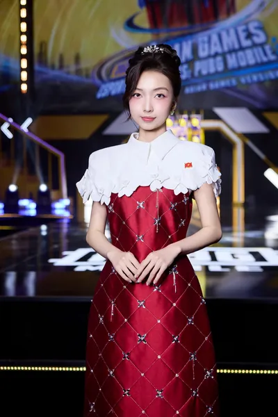 MC Hoai An esports7 MMOSITE - Thông tin công nghệ