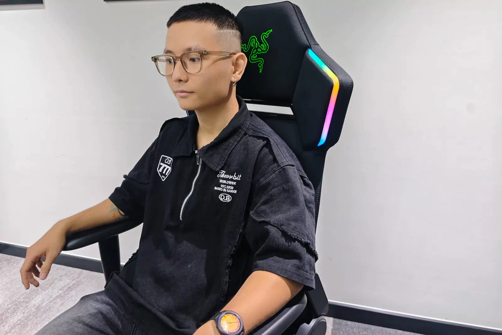 Trải nghiệm Razer Soma Chroma ghế gaming RGB mở đầu kỷ nguyên đắm chìm Trải nghiệm Razer Soma Chroma ghế gaming RGB mở đầu kỷ nguyên đắm chìm