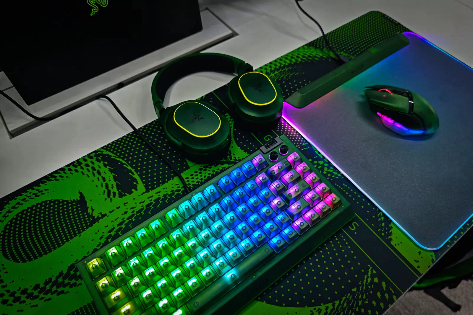 Trải nghiệm Razer Soma Chroma - ghế gaming RGB mở đầu kỷ nguyên đắm chìm 31 2147483648 210054 1 MMOSITE - Thông tin công nghệ