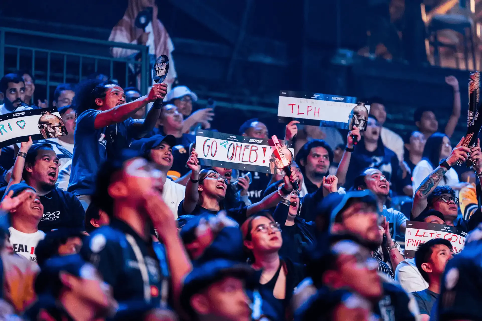 Cơn Sốt Mobile Esports: Vì sao game di động trở thành "mỏ vàng" mới của ngành Gaming? 6 Sân khấu M7 World Championship