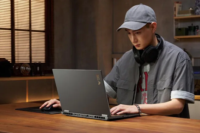 ASUS giới thiệu laptop TUF Gaming 16 trang bị RTX 50 Series tại Việt Nam 8 asus gioi thieu laptop tuf gaming 16 trang 01 MMOSITE - Thông tin công nghệ