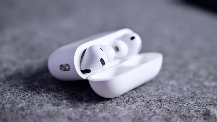 AirPods chuẩn bị ra mắt cuối 2026, camera tích hợp phải chờ thêm một năm AirPods chuẩn bị ra mắt cuối 2026, camera tích hợp phải chờ thêm một năm