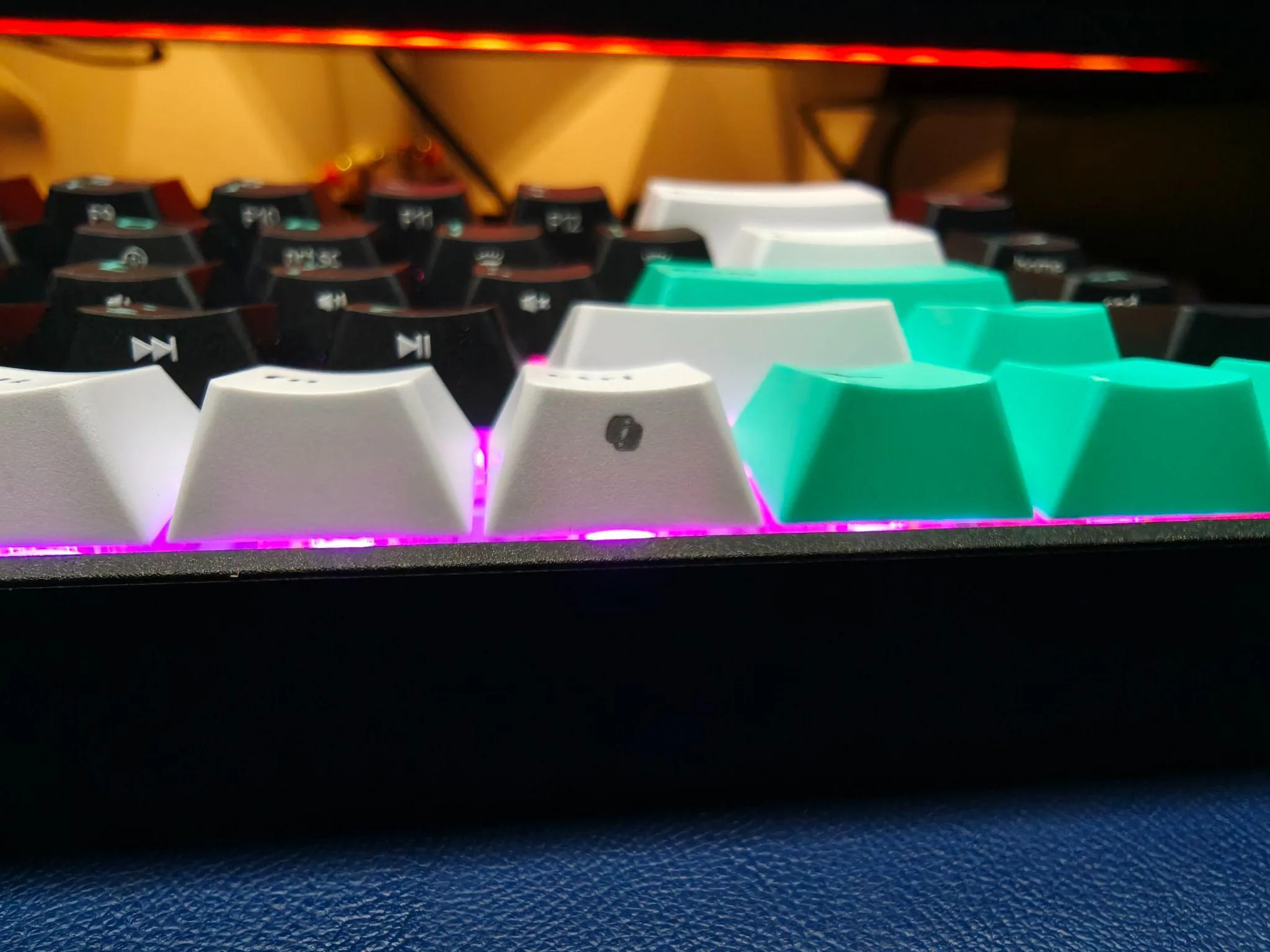 Đánh giá Razer Reclusa X Mini 65%: Khi bàn phím custom dễ tiếp cận hơn 22 danh gia razer reclusa x mini 65 khi 11 MMOSITE - Thông tin công nghệ