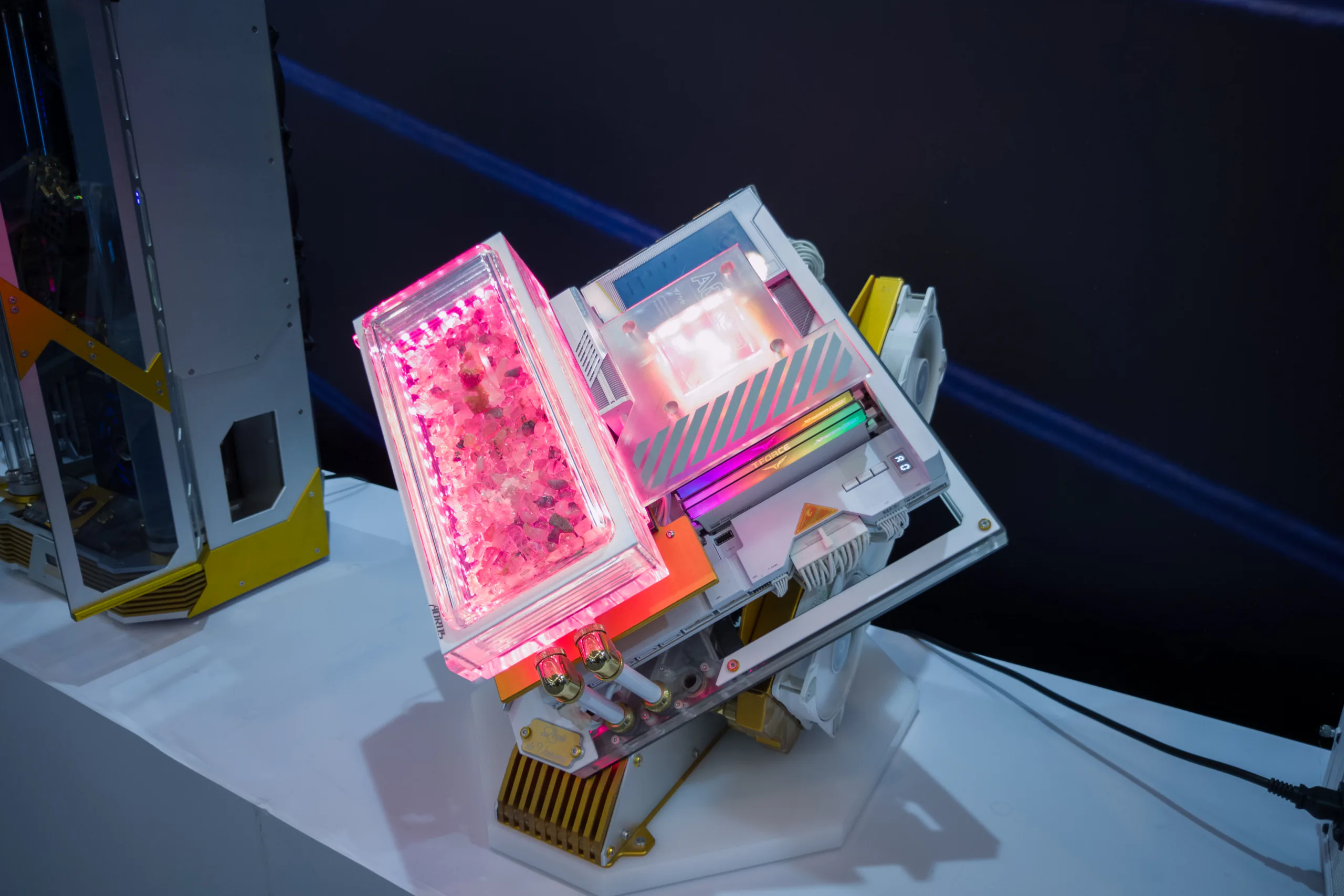 gigabyte rtx ai pc day 2026 thu hut 03 MMOSITE - Thông tin công nghệ