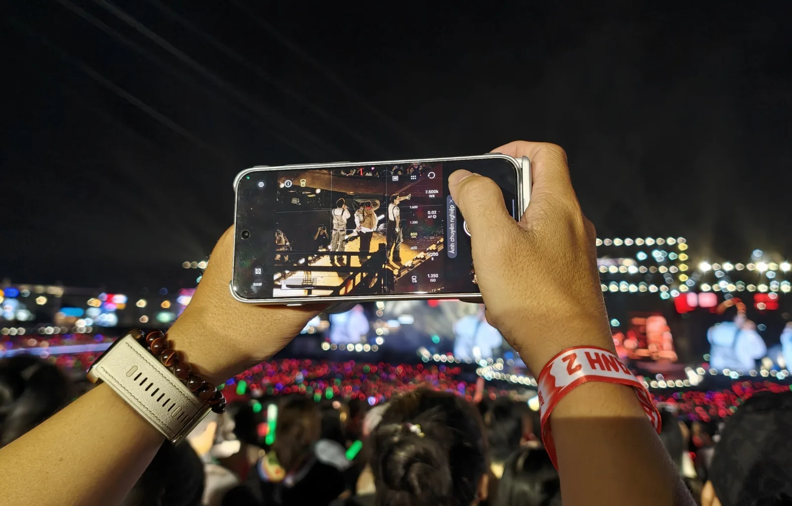 Đánh giá nhanh camera vivo X500 Pro Max qua trải nghiệm concert Anh trai vượt ngàn chông gai 2026 17 Đánh giá nhanh camera vivo X500 Pro Max qua trải nghiệm concert Anh trai vượt ngàn chông gai 2026 2