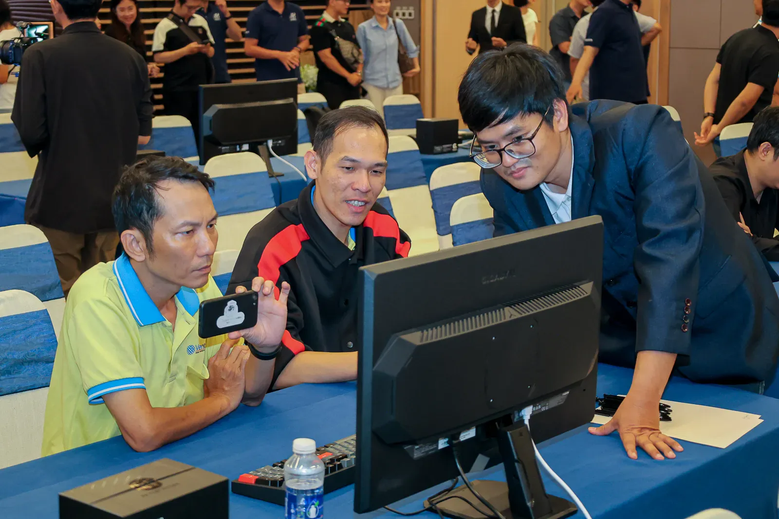 GIGABYTE và NVIDIA thúc đẩy xu hướng Local AI tại Việt Nam 16 gigabyte nvidia thuc day xu huong local ai 06 1 MMOSITE - Thông tin công nghệ