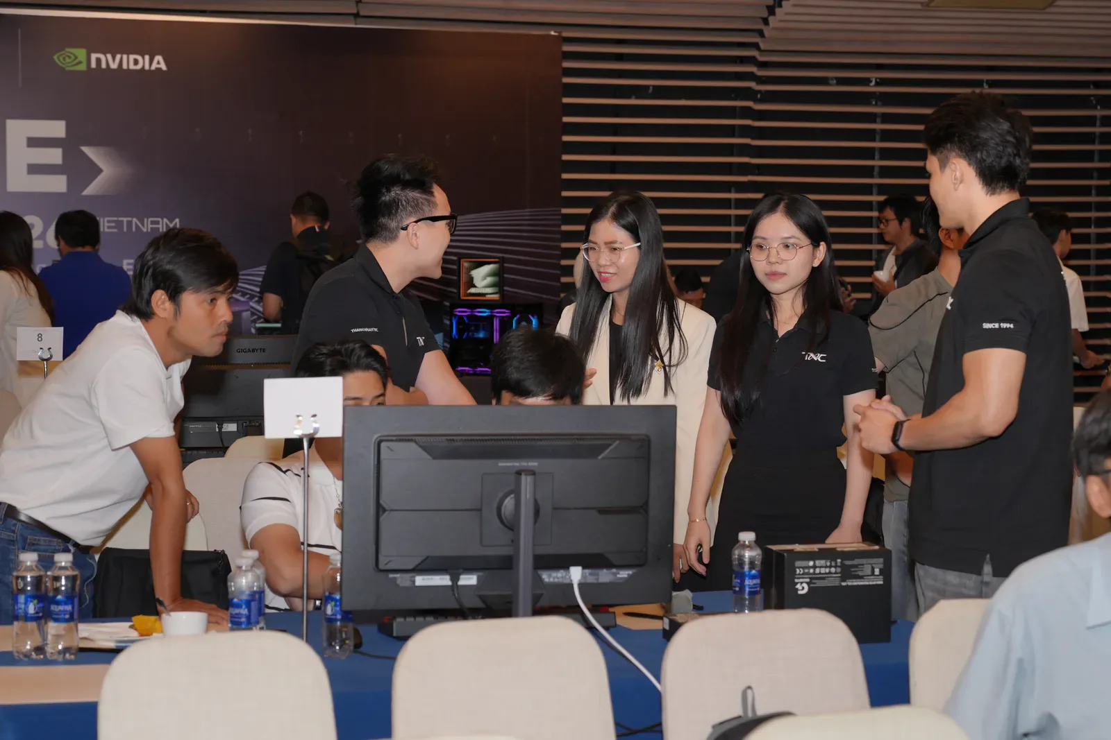 GIGABYTE và NVIDIA thúc đẩy xu hướng Local AI tại Việt Nam 11 gigabyte nvidia thuc day xu huong local ai 07 1 MMOSITE - Thông tin công nghệ