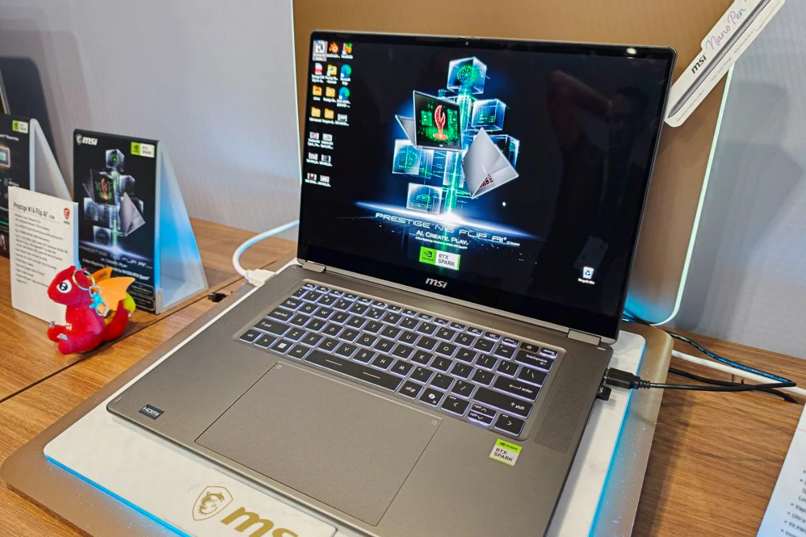 Trên tay MSI Prestige N16 Flip AI+: Laptop xoay gập mang sức mạnh RTX Spark 11 photo 2026 10 16 14 27 41 MMOSITE - Thông tin công nghệ