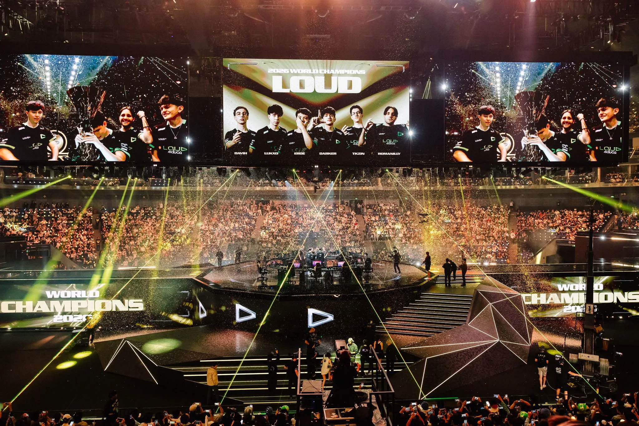 Valorant Champions 2026 hạ màn rực rỡ: Cựu Vương trở lại 16 valorant-champions-2026-ha-man-ruc-ro-cuu-vuong-tro-lai